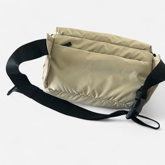 CALPAK Luka Belt Bag – Oatmeal Puffy Crossbody / Fanny Pack - Picture 4 of 6